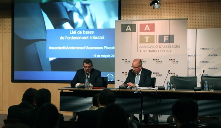 El president de l'Associació d'Assessors Tributaris i Fiscals d'Andorra (AATF), Joan Oliver, i el tresorer Jean-Michel Rascagneres.
 